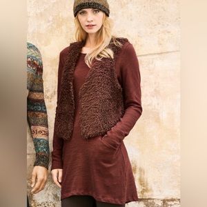 🖤 NWT (BLACK) Peruvian Connection Sophia Tunic in Obsidian